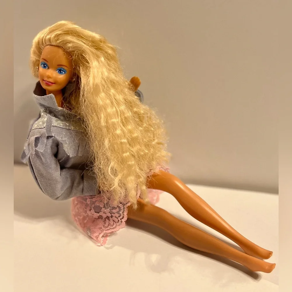 Vintage Feeling Fun Barbie 1980’s